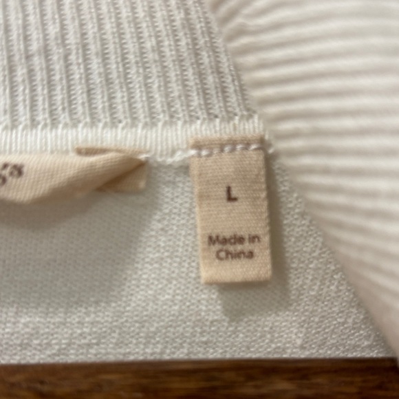 Soft Surroundings Lightweight Turtleneck Sweater Size Large Ivory Tunic Length - Picture 7 of 7